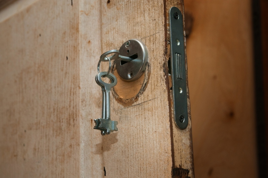 Квест в реальности Призрачный дом от компании Zdesquest Квест в реальности Призрачный дом от компании Zdesquest