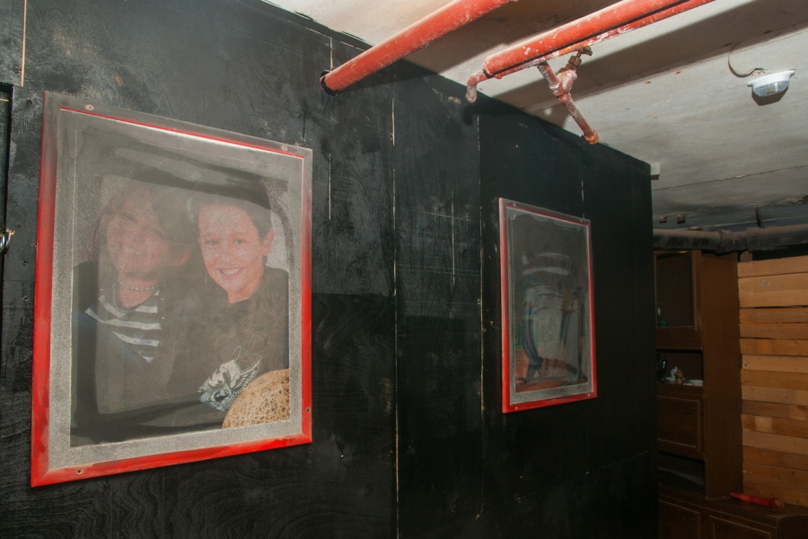 Квест в реальности Призрачный дом от компании Zdesquest Квест в реальности Призрачный дом от компании Zdesquest