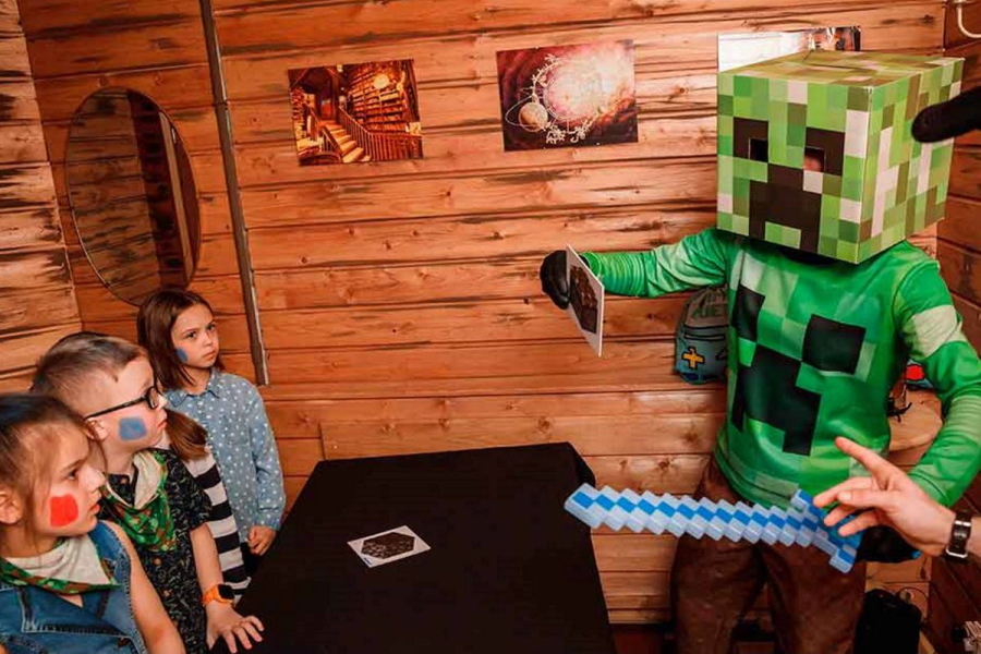 Квест в реальности Майнкрафт от компании Братья Гримм Квест в реальности Майнкрафт от компании Братья Гримм